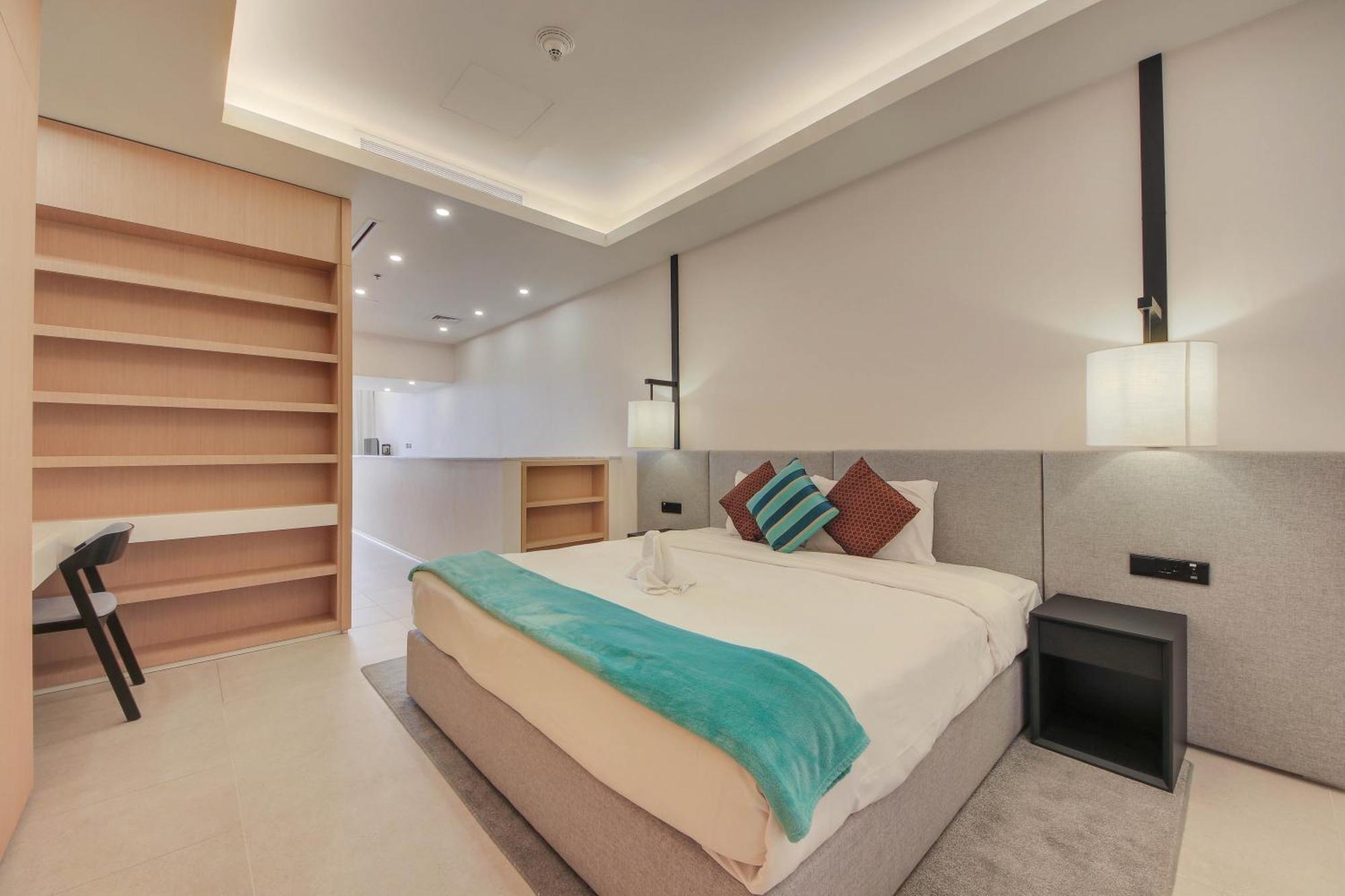 Luxe Getaways Royal Amwaj Palm Jumeirah Resort Apartment Holiday Home Dubaj Szoba fotó