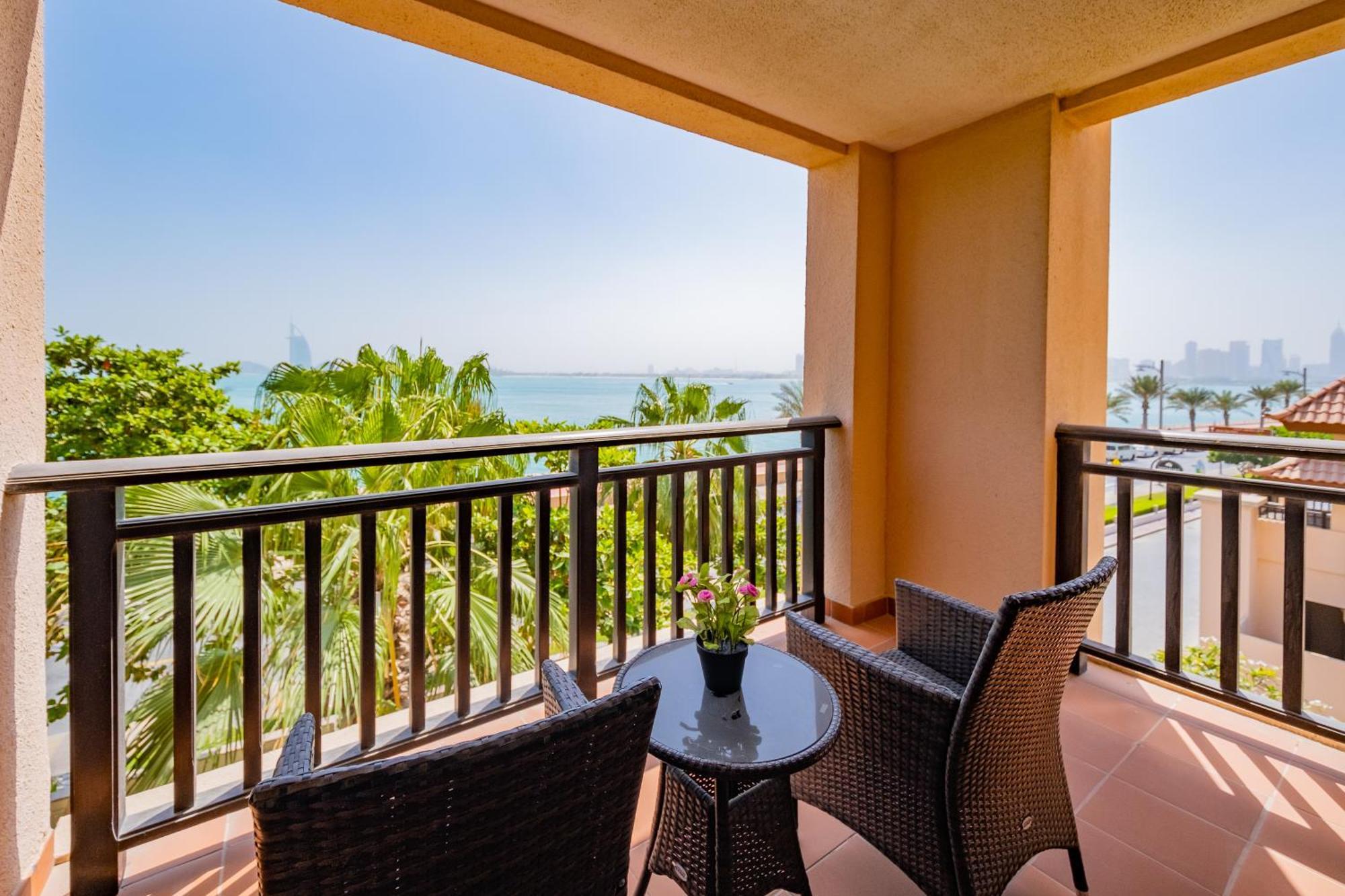 Luxe Getaways Royal Amwaj Palm Jumeirah Resort Apartment Holiday Home Dubaj Kültér fotó
