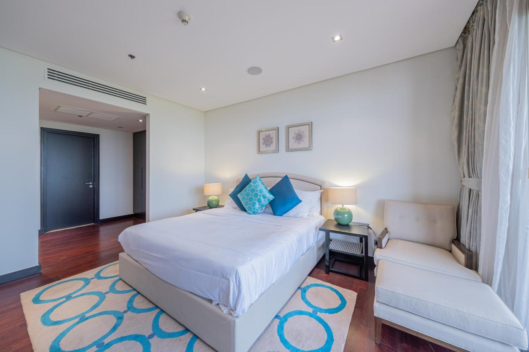 Luxe Getaways Royal Amwaj Palm Jumeirah Resort Apartment Holiday Home Dubaj Kültér fotó